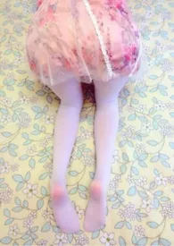 《丝袜扶她妈妈和伪娘乖儿子》